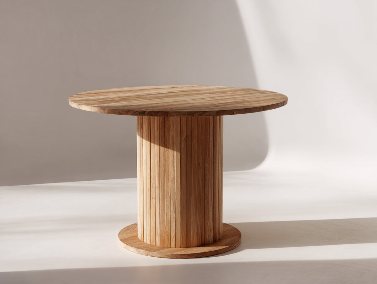 Gartentisch aus Holz 120 x 120 x 75 cm - Natur - Rundes Design mit Säulenfuß